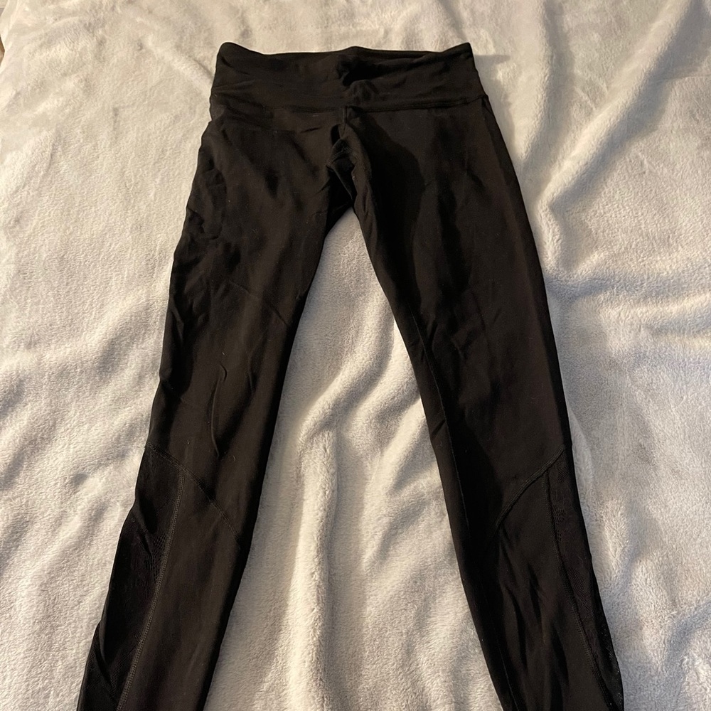 Lululemon leggings.